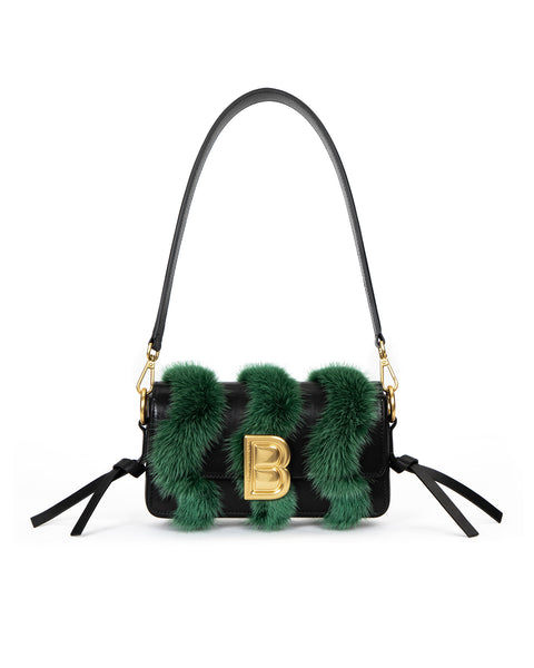 Nia BrandonBlackwood_blackgreenfur