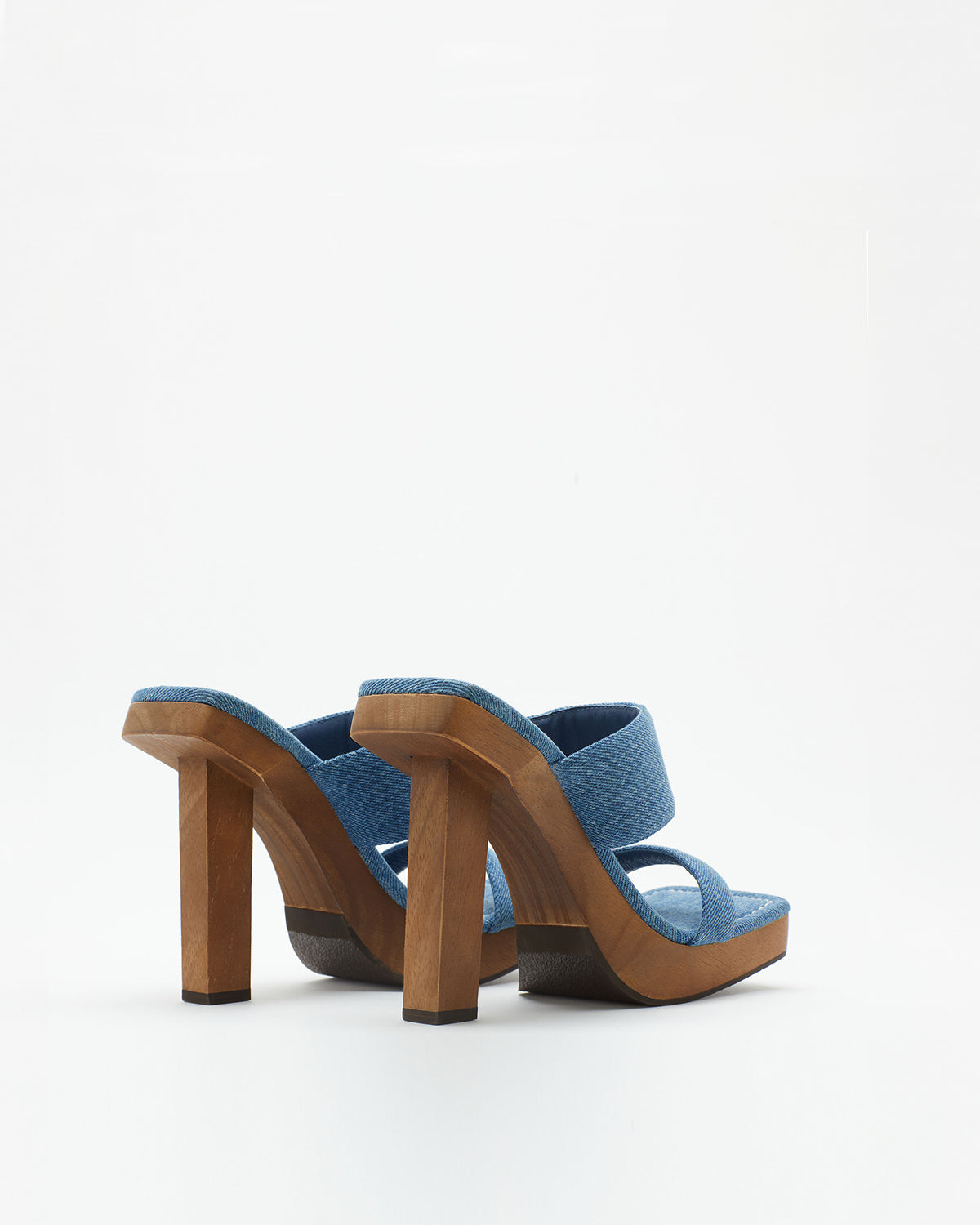 Eva Sandal