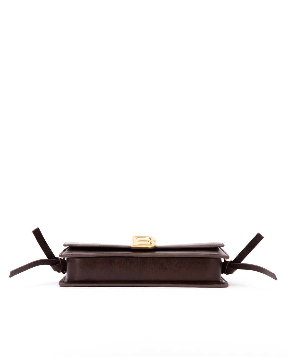 Bottom of Nia Bag with brown cracked leather four metal feet