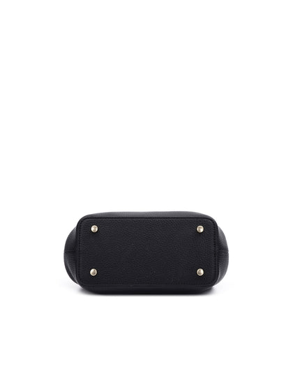 Bottom of Elizabeth Doctor Bag in black leather four metal feet thumbnail 7